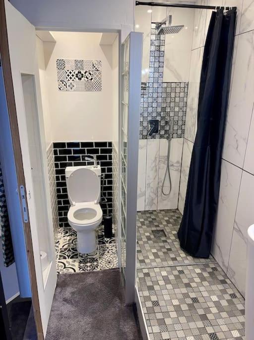 Duplex Hyper-Centre Avec Sa Cour Privee Lägenhet Angers Exteriör bild