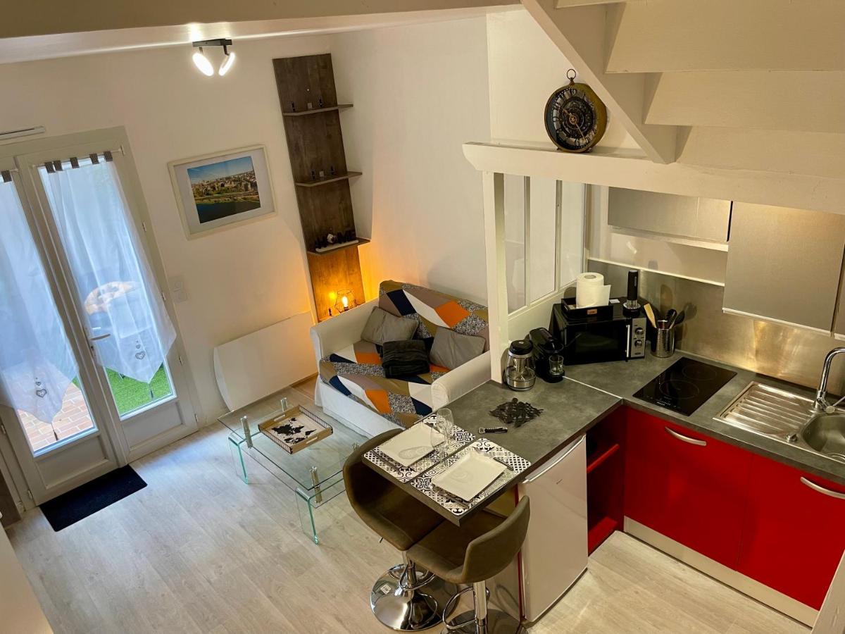 Duplex Hyper-Centre Avec Sa Cour Privee Lägenhet Angers Exteriör bild