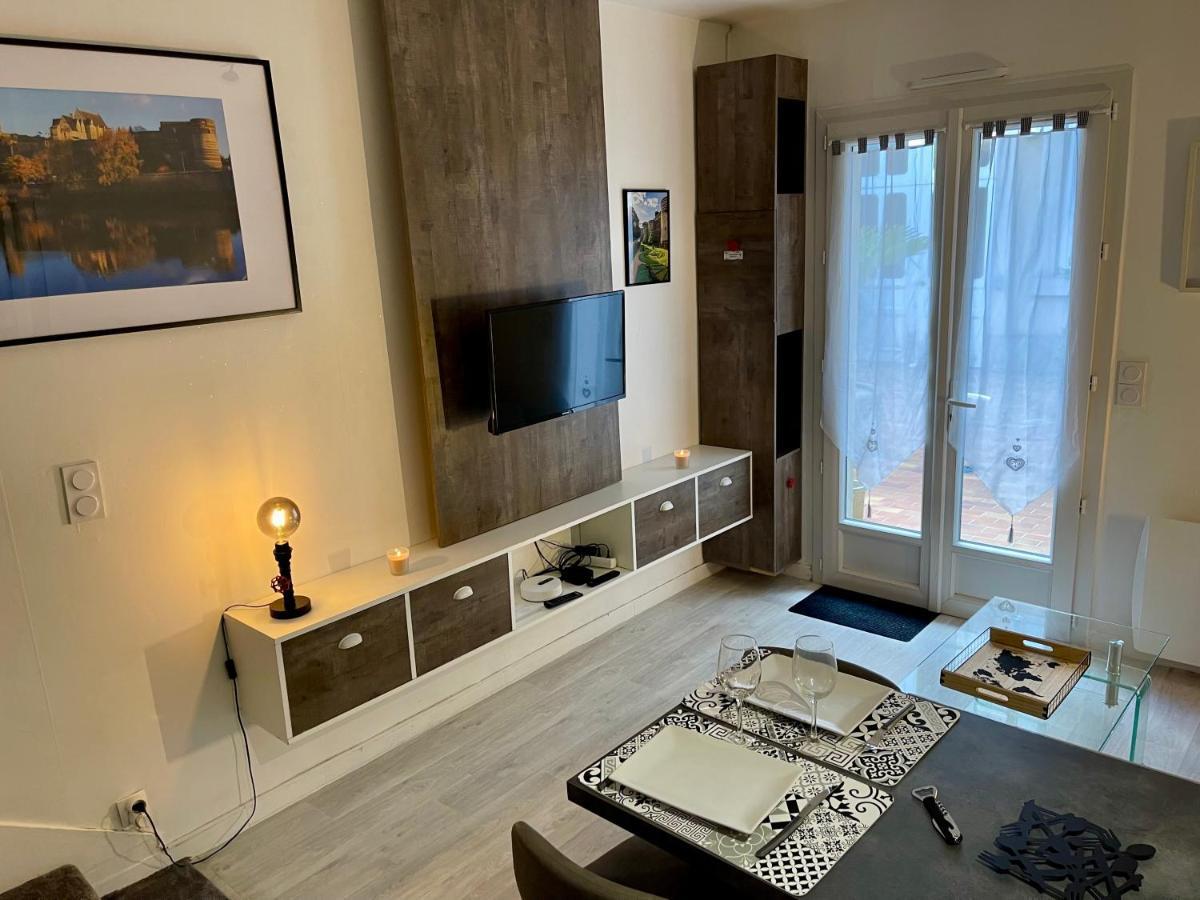 Duplex Hyper-Centre Avec Sa Cour Privee Lägenhet Angers Exteriör bild