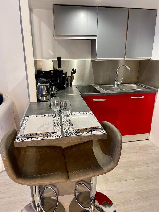 Duplex Hyper-Centre Avec Sa Cour Privee Lägenhet Angers Exteriör bild